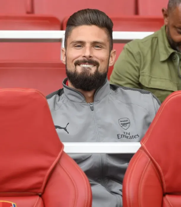 Framed Print : Olivier Giroud: Arsenal Football Club vs Sevilla FC - Emirates Cup 2017-18