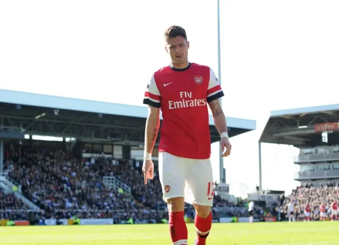 Framed Print : Olivier Giroud (Arsenal). Fulham 0: 1 Arsenal. Barclays Premier League. Craven Cottage