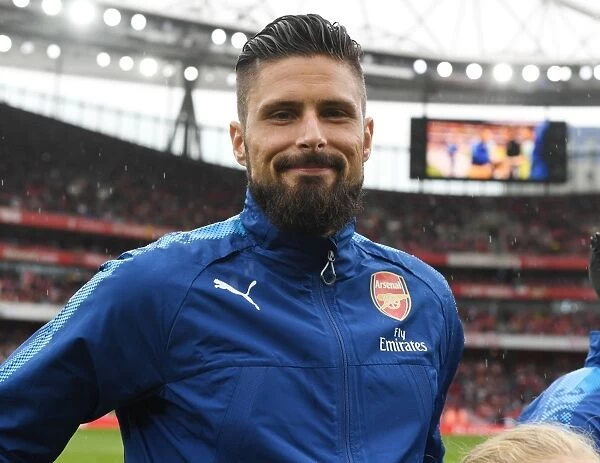 Olivier Giroud: Arsenal's Ready-to-Roar Striker at Emirates Cup 2017-18 vs SL Benfica