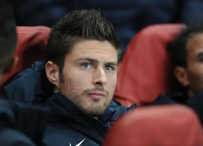 Framed Print : Olivier Giroud: Arsenal's Ready-to-Roar Striker Ahead of Arsenal v Schalke 04 UEFA Champions League Clash Framed Print : Olivier Giroud: Arsenal's Ready-to-Roar Striker Ahead of Arsenal v Schalke 04 UEFA Champions League Clash