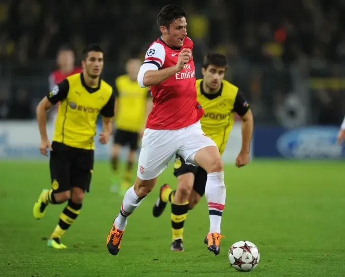 Framed Print : Olivier Giroud Faces Borussia Dortmund in the UEFA Champions League