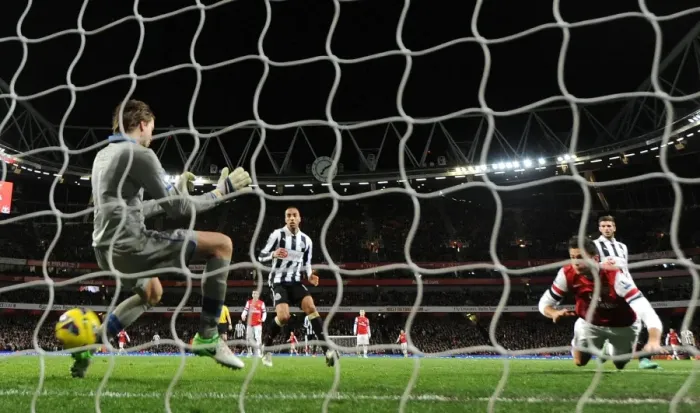 Framed Print : Olivier Giroud scores his 1st goal for Arsenal past Tim Krul (Newcastle). Arsenal 7 Framed Print : Olivier Giroud scores his 1st goal for Arsenal past Tim Krul (Newcastle). Arsenal 7