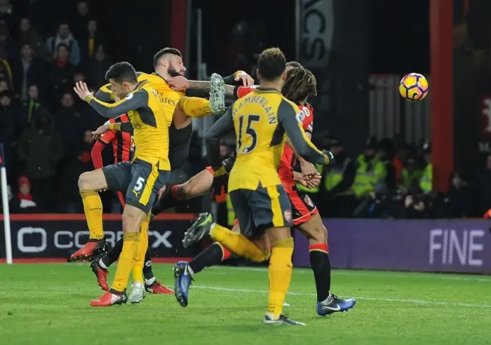 Framed Print : Olivier Giroud Scores Arsenal's Third Goal vs. AFC Bournemouth (2016-17 Premier League)