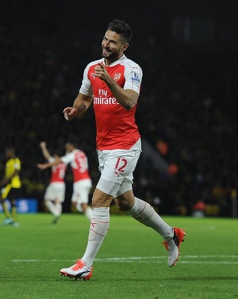 Olivier Giroud Scores Arsenal's Second Goal Against Watford (2015 / 16): Victory Celebration