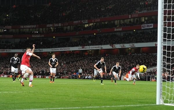 Olivier Giroud Scores Arsenal's Second Goal Against Southampton (2013-14)