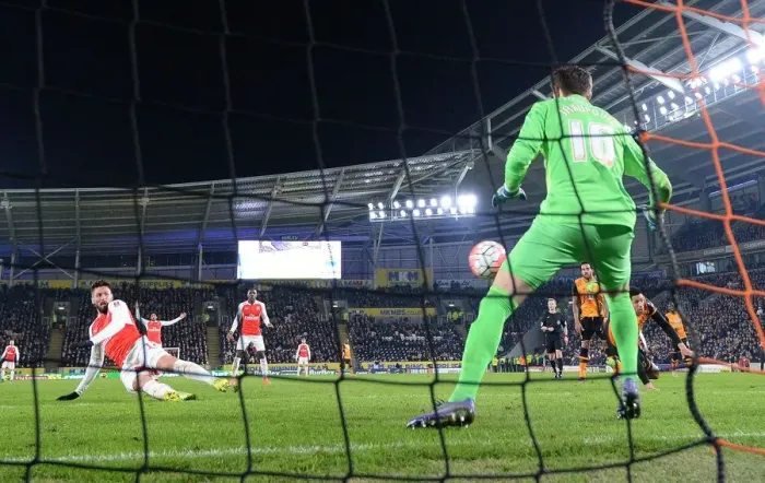 Framed Print : Olivier Giroud Scores the Decisive FA Cup Goal: Hull City vs Arsenal (2016) Framed Print : Olivier Giroud Scores the Decisive FA Cup Goal: Hull City vs Arsenal (2016)