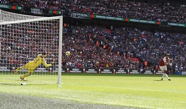 Olivier Giroud Scores the Decisive Penalty: Arsenal Secures FA Community Shield Victory Over Chelsea