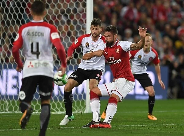 Olivier Giroud Scores First Goal for Arsenal against Sydney Western Wanderers, 2017