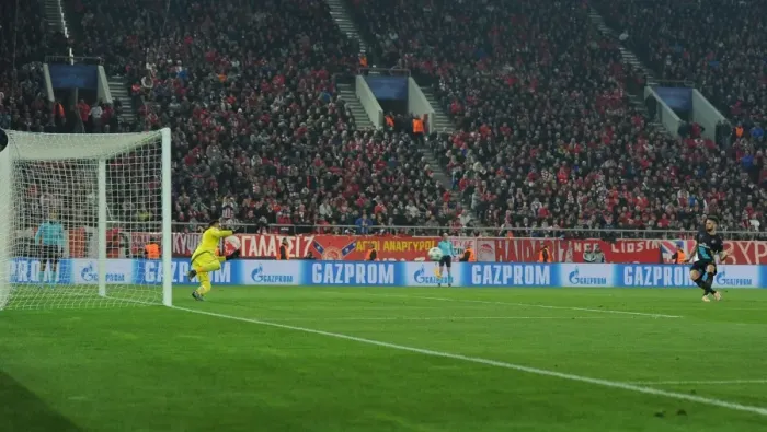 Framed Print : Olivier Giroud Scores the Game-Winning Goal Past Roberto: Arsenal's Victory over Olympiacos in the UEFA Champions League Framed Print : Olivier Giroud Scores the Game-Winning Goal Past Roberto: Arsenal's Victory over Olympiacos in the UEFA Champions League