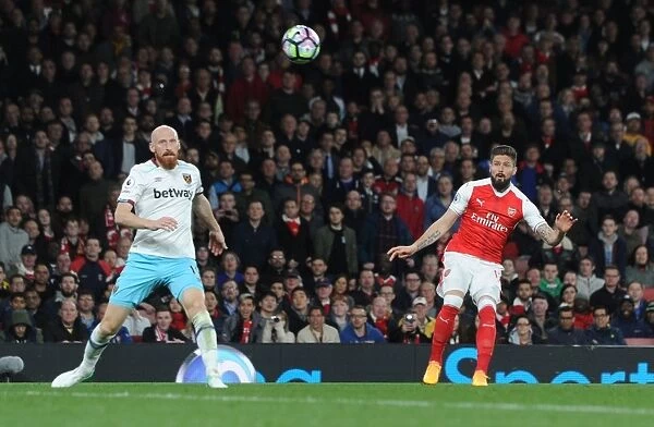 Olivier Giroud Scores the Third Goal: Arsenal vs. West Ham United, Premier League 2016-17