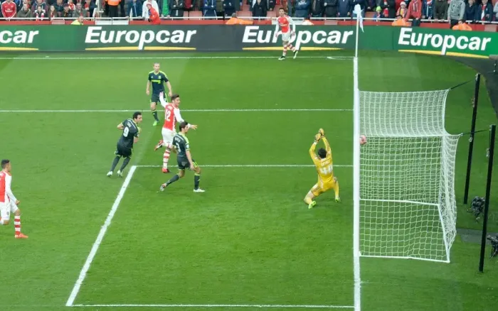 Framed Print : Olivier Giroud Scores Past Mejias: Arsenal vs Middlesbrough, FA Cup 2015