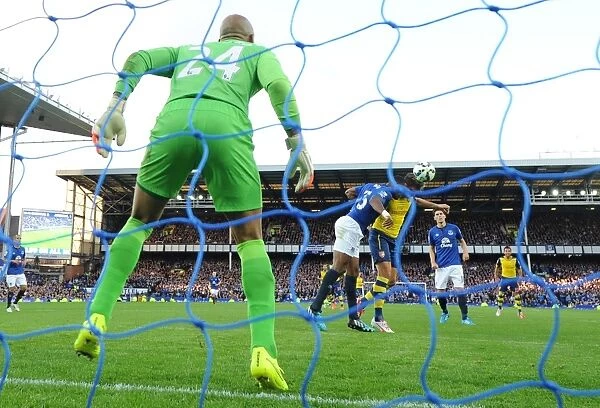 Olivier Giroud Scores Past Tim Howard: Everton vs Arsenal, 2014 / 15 Premier League