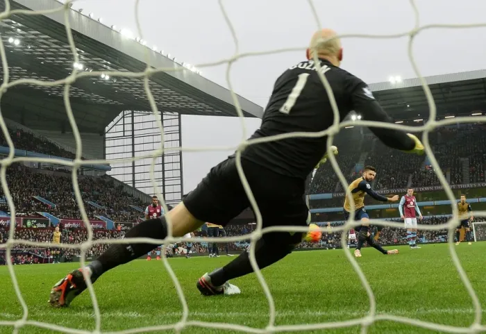 Framed Print : Olivier Giroud Scores Penalty for Arsenal Against Aston Villa, 2015 Framed Print : Olivier Giroud Scores Penalty for Arsenal Against Aston Villa, 2015