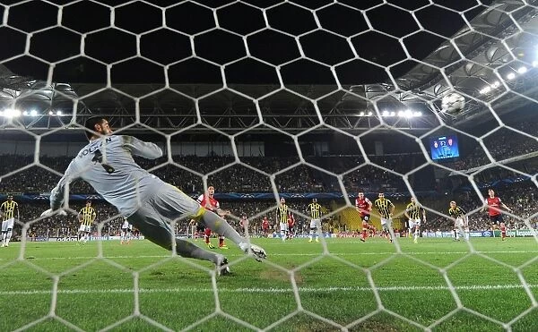 Olivier Giroud Scores Penalty as Arsenal Take Command in Fenerbahce Showdown: UEFA Champions League Play-offs, Istanbul, 2013