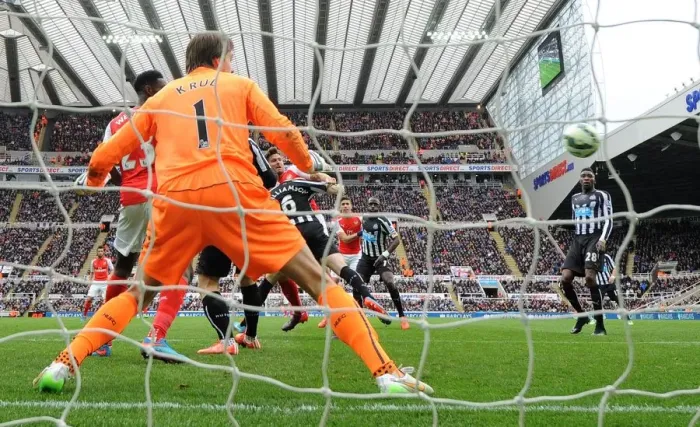 Framed Print : Olivier Giroud Scores Under Pressure: Newcastle United vs. Arsenal, Premier League 2014 / 15