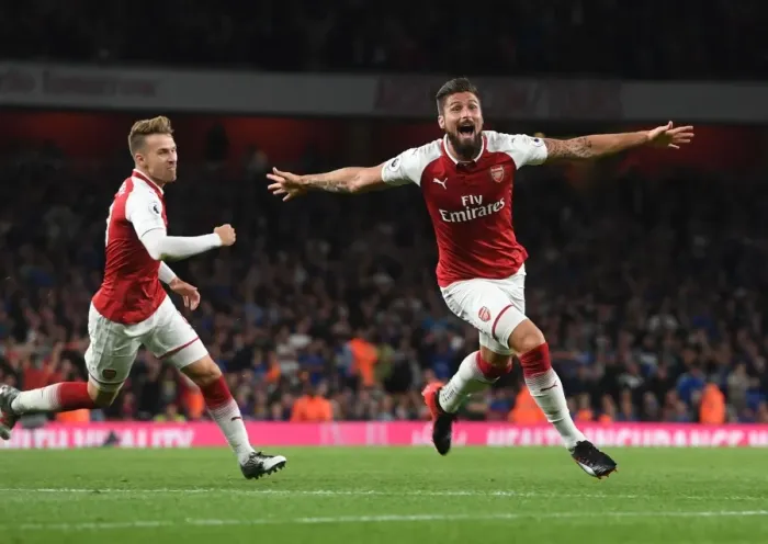 Framed Print : Olivier Giroud's Brace: Arsenal's 4-Goal Rampage Against Leicester City (2017-18) Framed Print : Olivier Giroud's Brace: Arsenal's 4-Goal Rampage Against Leicester City (2017-18)