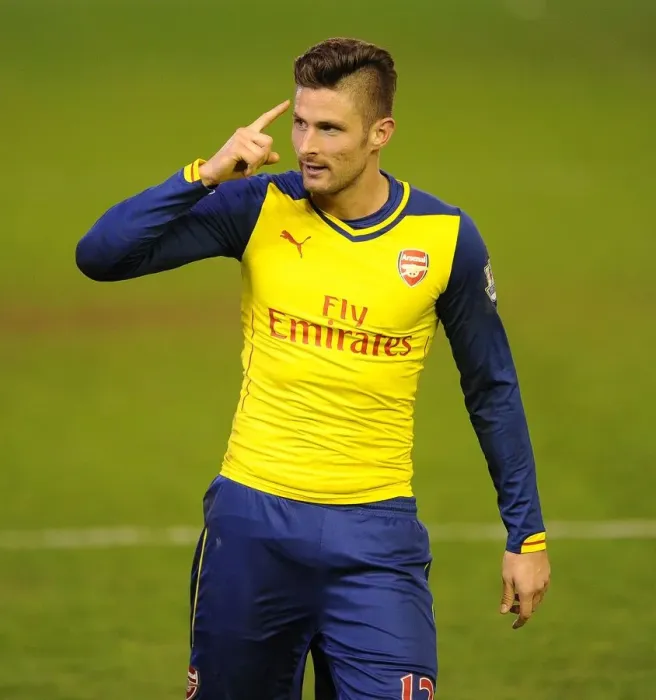 Framed Print : Olivier Giroud's Brace: Arsenal's Second Goal vs Liverpool (2014 / 15)
