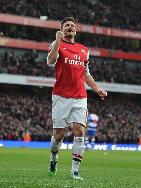 Olivier Giroud's Hat-Trick: Arsenal's Triumph Over Reading in the 2012-13 Premier League
