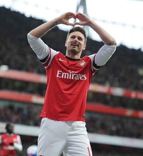 Olivier Giroud's Hat-Trick: Arsenal's Victory Over Reading in the 2012-13 Premier League