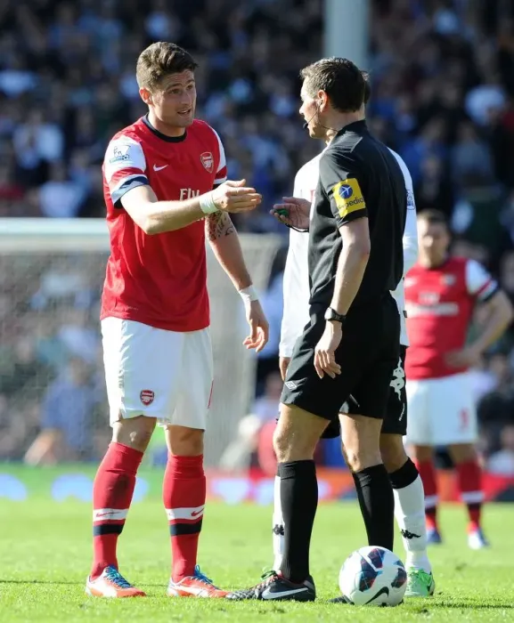 Framed Print : Olivier Giroud's Red Card: A Turning Point in Fulham vs. Arsenal (2012-13)