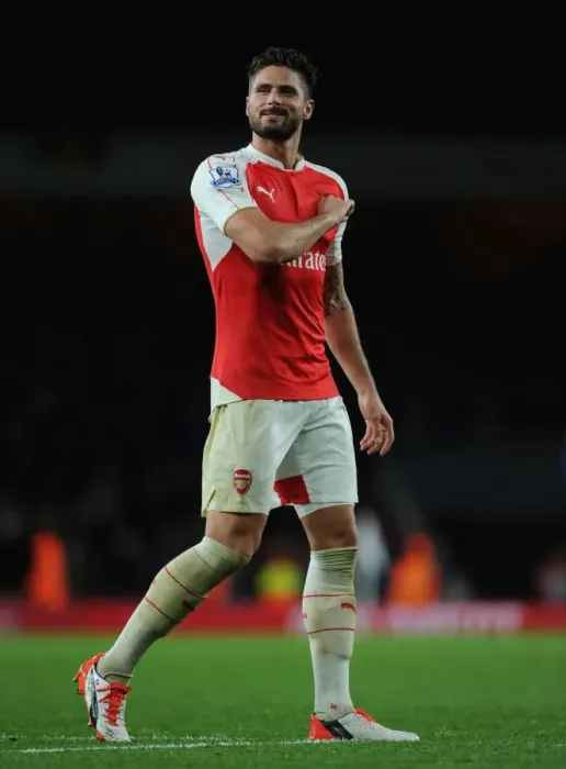 Framed Print : Olivier Giroud's Thrilling Goal Celebration: Arsenal vs. Everton (2015 / 16)