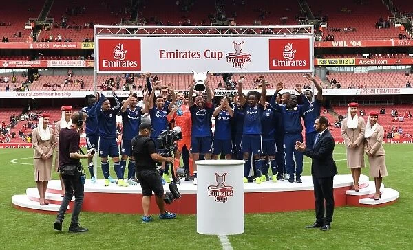 Olympique Lyonnais Celebrate Emirates Cup Victory over Arsenal