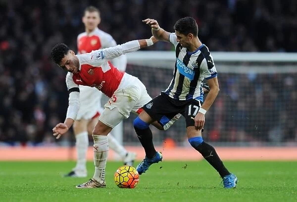 Oxlade-Chamberlain vs Perez: Battle of the Wings in Arsenal's Clash against Newcastle United