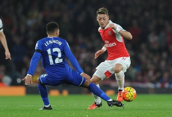 Ozil vs. Lennon Showdown: Arsenal vs. Everton, 2015 / 16 Premier League