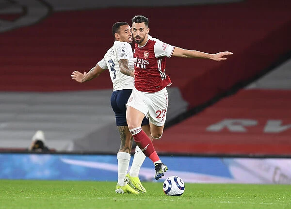Pablo Mari Outsmarts Gabriel Jesus: A Tactical Duel at Empty Emirates Stadium - Arsenal vs Manchester City