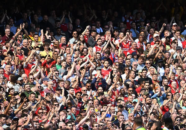 Passionate Arsenal Fans at Emirates Stadium: Arsenal vs Leeds United, Premier League 2021-22