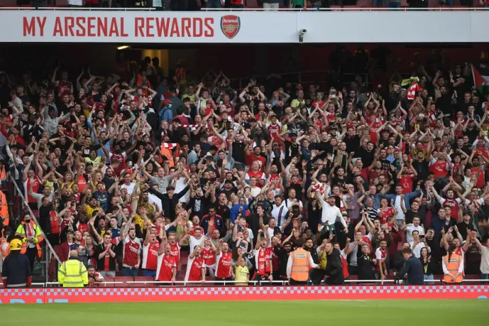 Framed Print : Passionate Arsenal Fans at Emirates Stadium: Arsenal vs. Tottenham in the Premier League (2021-22)