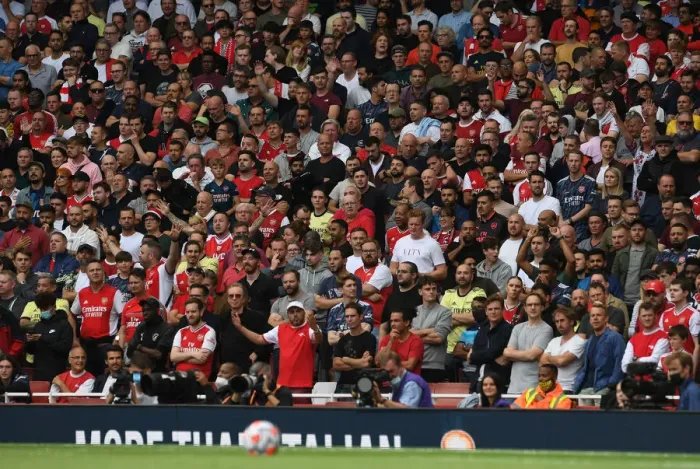 Framed Print : Passionate Arsenal Fans at Emirates Stadium: Arsenal vs Chelsea, Premier League 2021-22 Framed Print : Passionate Arsenal Fans at Emirates Stadium: Arsenal vs Chelsea, Premier League 2021-22