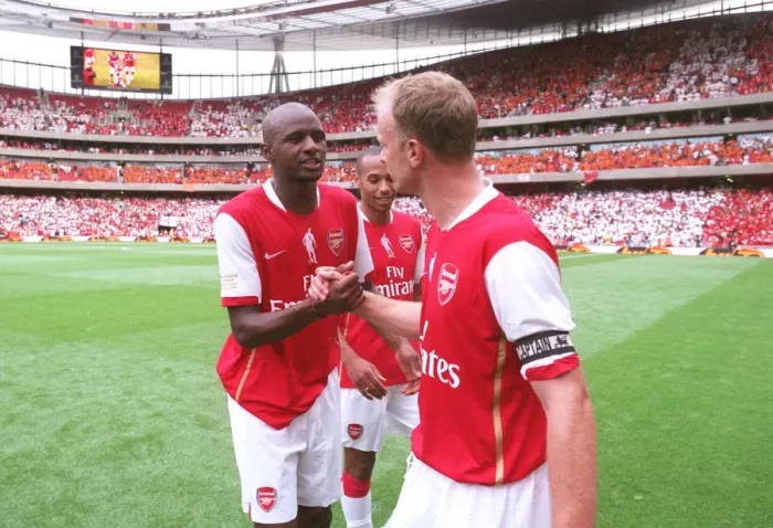 Framed Print : Patrick Vieira and Dennis Bergkamp (Arsenal) Framed Print : Patrick Vieira and Dennis Bergkamp (Arsenal)