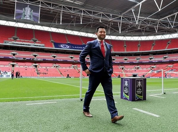 Pedro Martinez Losa Leads Arsenal Ladies in FA Cup Final Showdown Against Chelsea Ladies