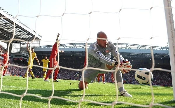 Pepe Reina's Unintended Goal: Liverpool vs. Arsenal, 1-1 Stalemate, Barclays Premier League, 2010
