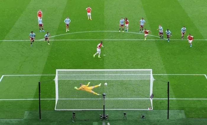 Framed Print : Pepe Scores First Arsenal Goal: Arsenal FC vs Aston Villa, Premier League 2019-20 Framed Print : Pepe Scores First Arsenal Goal: Arsenal FC vs Aston Villa, Premier League 2019-20
