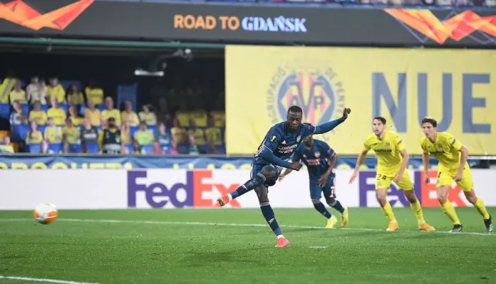 Framed Print : Pepe Scores Penalty: Arsenal Takes Early Lead in Europa League Semi-Final vs. Villarreal