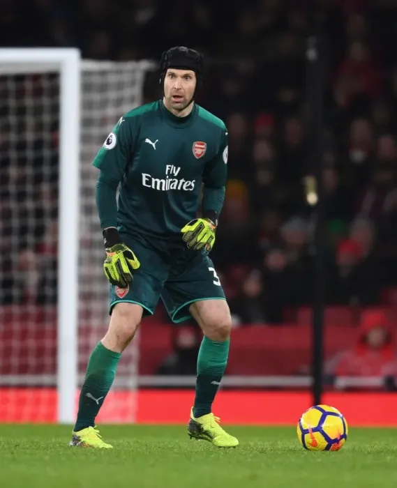 Framed Print : Petr Cech in Action: Arsenal vs. Everton, Premier League 2017-18 Framed Print : Petr Cech in Action: Arsenal vs. Everton, Premier League 2017-18