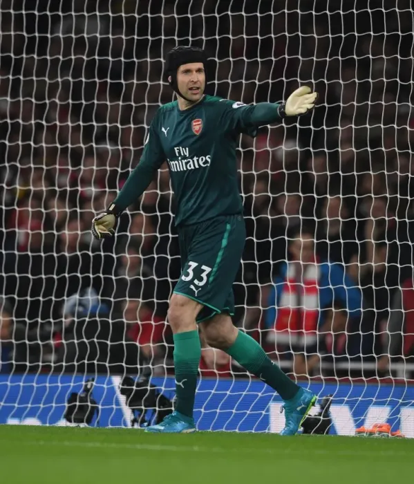 Framed Print : Petr Cech in Action: Arsenal vs Liverpool (2017-18), Emirates Stadium