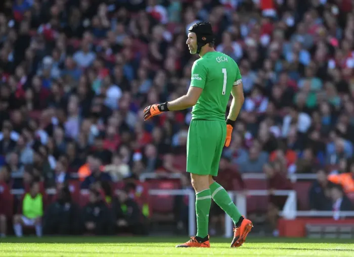 Framed Print : Petr Cech in Action: Arsenal vs. Watford (2018-19) Framed Print : Petr Cech in Action: Arsenal vs. Watford (2018-19)