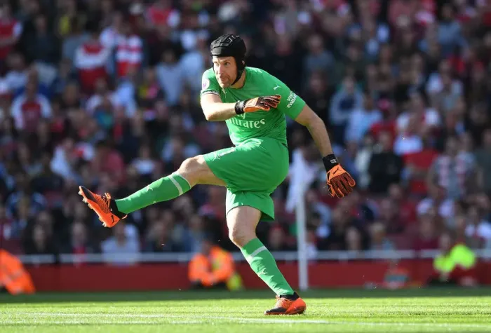 Framed Print : Petr Cech in Action: Arsenal vs. Watford (2018-19) Framed Print : Petr Cech in Action: Arsenal vs. Watford (2018-19)