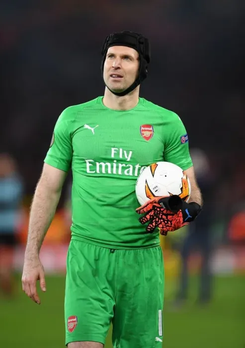Framed Print : Petr Cech: Arsenal's Europa League Determination - Arsenal v Stade Rennais Framed Print : Petr Cech: Arsenal's Europa League Determination - Arsenal v Stade Rennais