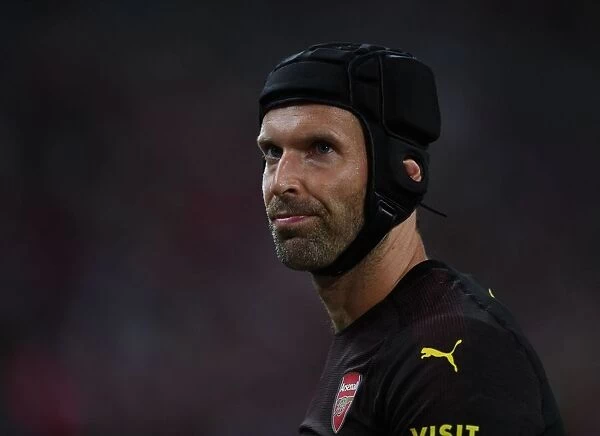 Petr Cech: Arsenal's Unyielding Guardian Against Atletico Madrid in 2018