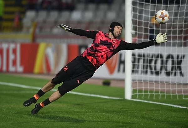 Petr Cech Gears Up: Arsenal's Goalkeeper Readies for Red Star Belgrade Europa League Clash