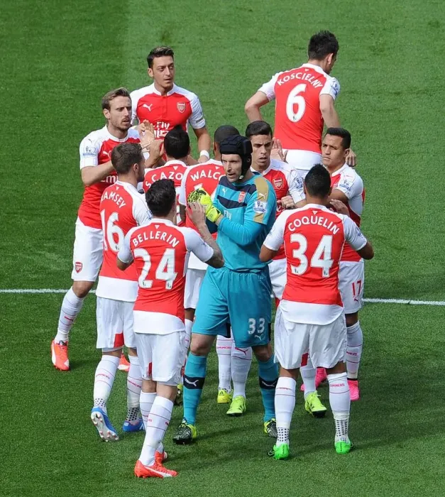 Framed Print : Petr Cech Motivates Arsenal Team Before Arsenal v Stoke City, Premier League 2015-16 Framed Print : Petr Cech Motivates Arsenal Team Before Arsenal v Stoke City, Premier League 2015-16