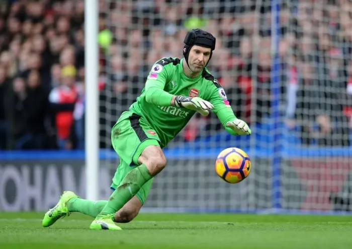 Framed Print : Petr Cech's Unwavering Focus: A Legendary Goalkeeper in the Chelsea vs Arsenal Rivalry (2016-17)