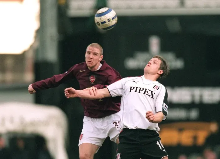 Framed Print : Philippe Senderos (Arsenal) Heidar Helguson (Fulham). Fulham 0: 4 Arsenal