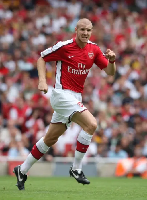 Framed Print : Philippe Senderos Euphoria: Arsenal's 1-0 Triumph Over Real Madrid at Emirates Cup (2008)