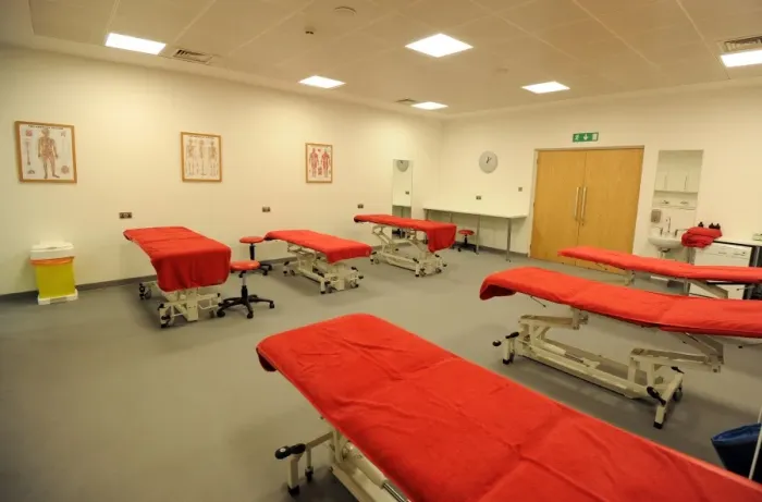 Framed Print : Physios room. Arsenal 6: 1 Southampton. Barclays Premier League. Emirates Stadium, 15  /  9  /  12