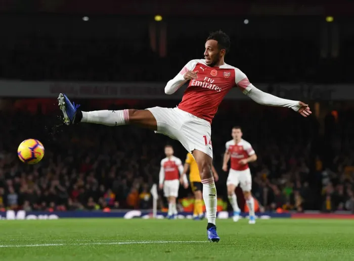 Framed Print : Pierre-Emerick Aubameyang in Action for Arsenal vs. Wolverhampton Wanderers, Premier League 2018-19 Framed Print : Pierre-Emerick Aubameyang in Action for Arsenal vs. Wolverhampton Wanderers, Premier League 2018-19